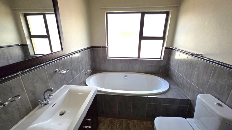 3 Bedroom Property for Sale in Xanadu Eco Park North West
